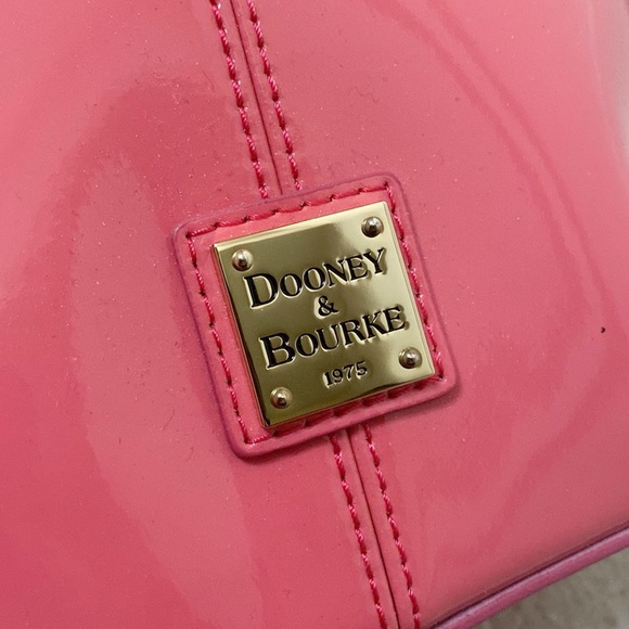 Dooney & Bourke Patent Leather Pink Crossbody - Picture 4 of 10